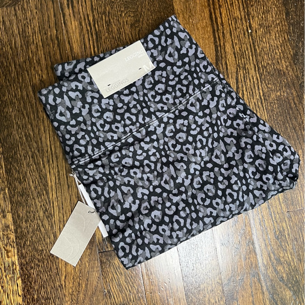 Silver Cheetah Print Leggings